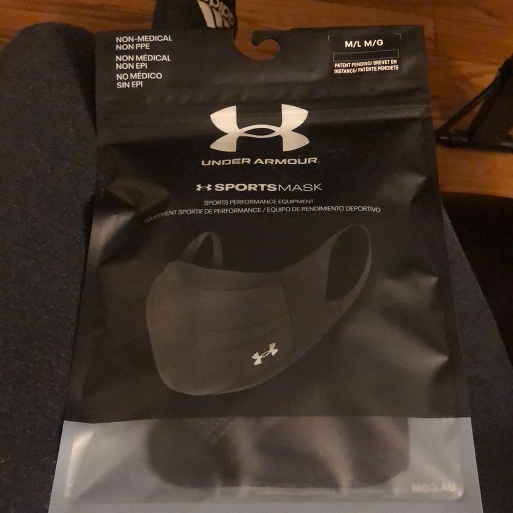 COPY - UnderArmor Sports Mask